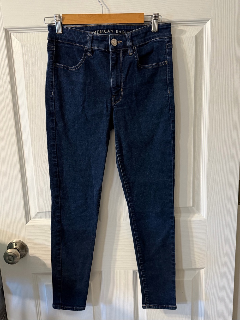 American Eagle Outfitters Super Stretch Women’s 6 Short Blue Denim Jeans